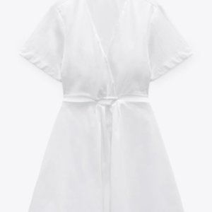 NEW-Cut out poplin Dress